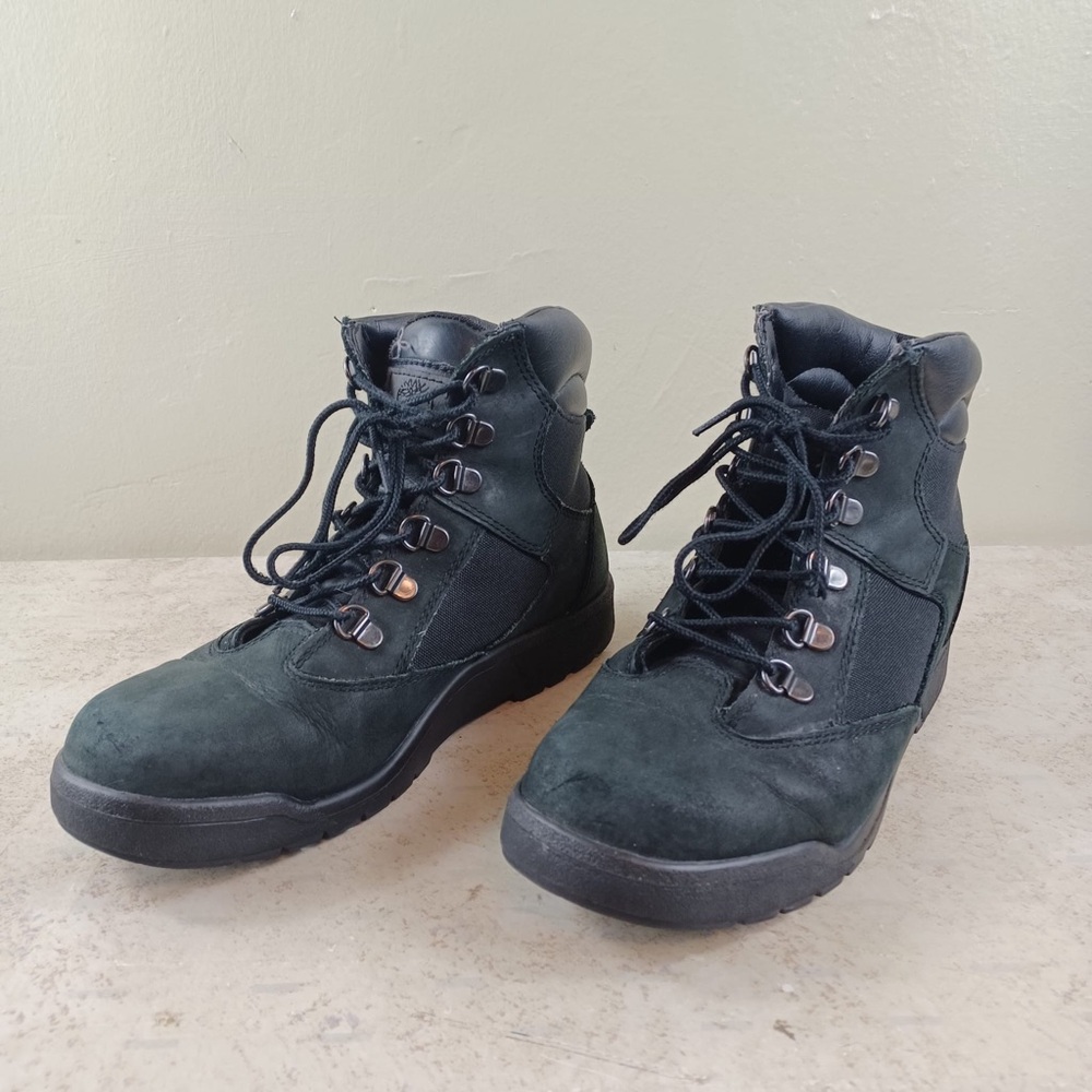 Timberland Boots Size 6 Black leather Mid Top Field Hiking Boots
